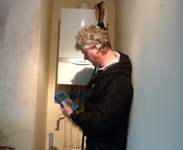 Philip Petty using the Kane Flue Gas Analyser